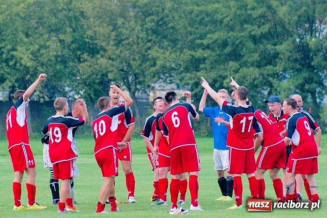Zdjęcie w galerii na portalu naszraciborz.pl: Dwa gole Rosika zapewniły wygraną Rafako. Gaszowice zdetronizowane wiadomości z regionu