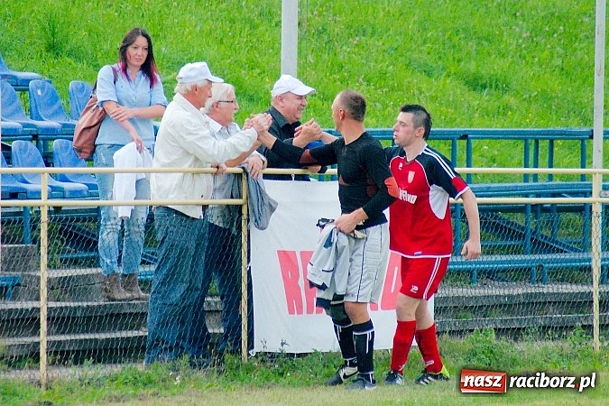 Zdjęcie w galerii na portalu naszraciborz.pl: Dwa gole Rosika zapewniły wygraną Rafako. Gaszowice zdetronizowane wiadomości z regionu