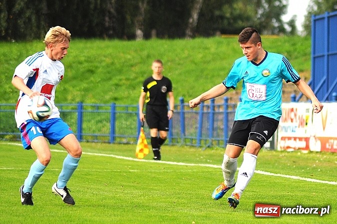 Zdjęcie w galerii na portalu naszraciborz.pl: Hat-trick Łukasza Bawoła dał zwycięstwo Unii wiadomości z regionu