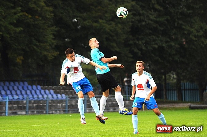 Zdjęcie w galerii na portalu naszraciborz.pl: Hat-trick Łukasza Bawoła dał zwycięstwo Unii wiadomości z regionu