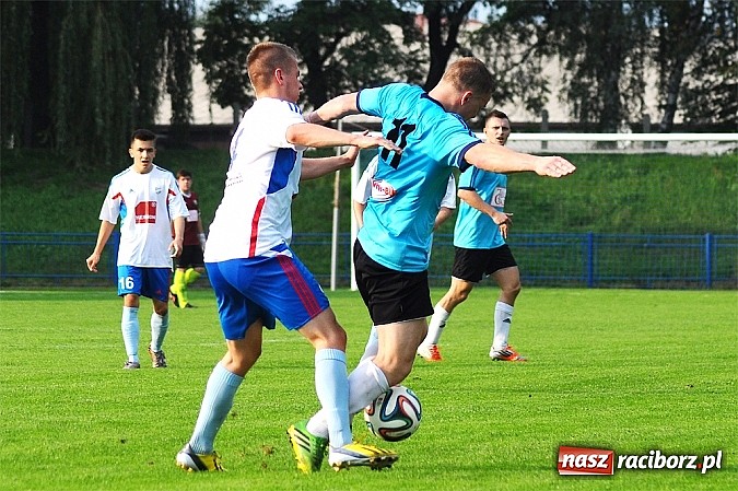 Zdjęcie w galerii na portalu naszraciborz.pl: Hat-trick Łukasza Bawoła dał zwycięstwo Unii wiadomości z regionu
