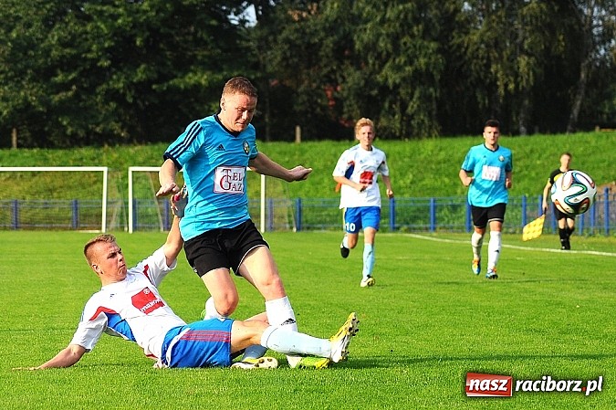 Zdjęcie w galerii na portalu naszraciborz.pl: Hat-trick Łukasza Bawoła dał zwycięstwo Unii wiadomości z regionu