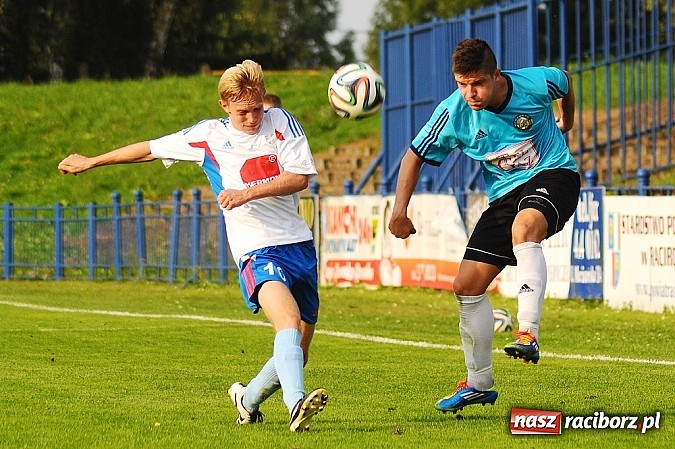 Zdjęcie w galerii na portalu naszraciborz.pl: Hat-trick Łukasza Bawoła dał zwycięstwo Unii wiadomości z regionu