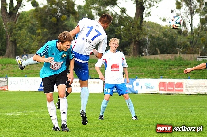 Zdjęcie w galerii na portalu naszraciborz.pl: Hat-trick Łukasza Bawoła dał zwycięstwo Unii wiadomości z regionu
