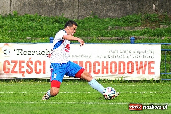 Zdjęcie w galerii na portalu naszraciborz.pl: Hat-trick Łukasza Bawoła dał zwycięstwo Unii wiadomości z regionu