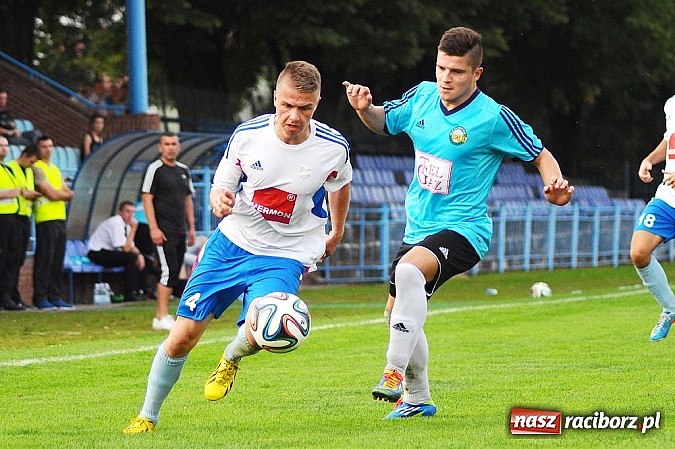 Zdjęcie w galerii na portalu naszraciborz.pl: Hat-trick Łukasza Bawoła dał zwycięstwo Unii wiadomości z regionu