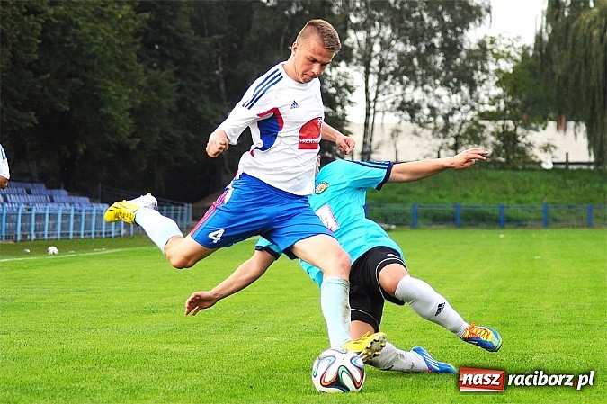 Zdjęcie w galerii na portalu naszraciborz.pl: Hat-trick Łukasza Bawoła dał zwycięstwo Unii wiadomości z regionu