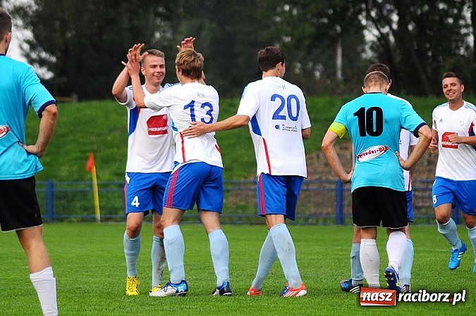 Zdjęcie w galerii na portalu naszraciborz.pl: Hat-trick Łukasza Bawoła dał zwycięstwo Unii wiadomości z regionu