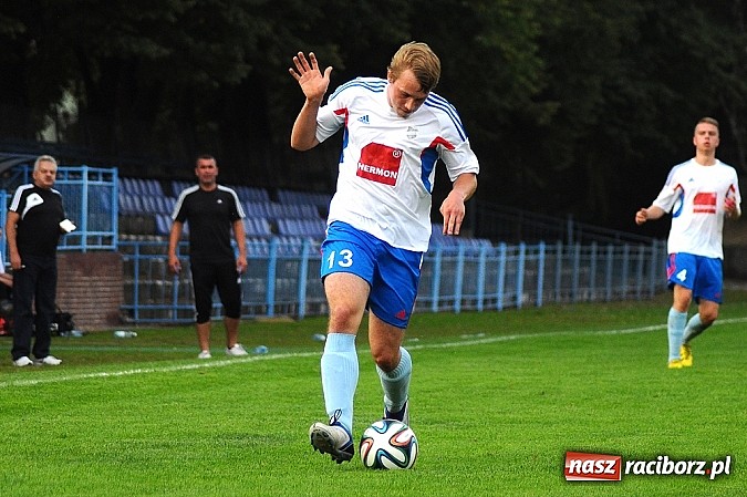 Zdjęcie w galerii na portalu naszraciborz.pl: Hat-trick Łukasza Bawoła dał zwycięstwo Unii wiadomości z regionu