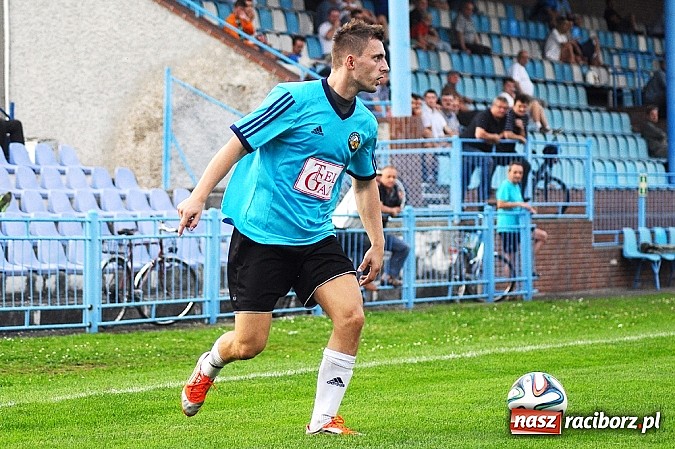 Zdjęcie w galerii na portalu naszraciborz.pl: Hat-trick Łukasza Bawoła dał zwycięstwo Unii wiadomości z regionu