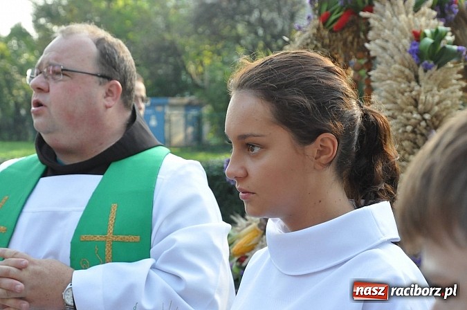 Zdjęcie w galerii na portalu naszraciborz.pl: Dożynki parafialne Płoni i Obory wiadomości z regionu
