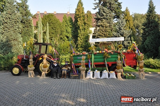 Zdjęcie w galerii na portalu naszraciborz.pl: Dożynki parafialne Płoni i Obory wiadomości z regionu