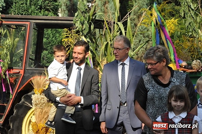 Zdjęcie w galerii na portalu naszraciborz.pl: Dożynki parafialne Płoni i Obory wiadomości z regionu