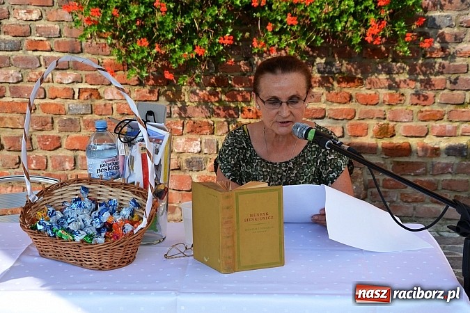 Zdjęcie w galerii na portalu naszraciborz.pl: Narodowe Czytanie na Zamku Piastowskim już za nami  wiadomości z regionu