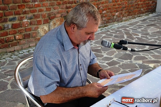 Zdjęcie w galerii na portalu naszraciborz.pl: Narodowe Czytanie na Zamku Piastowskim już za nami  wiadomości z regionu