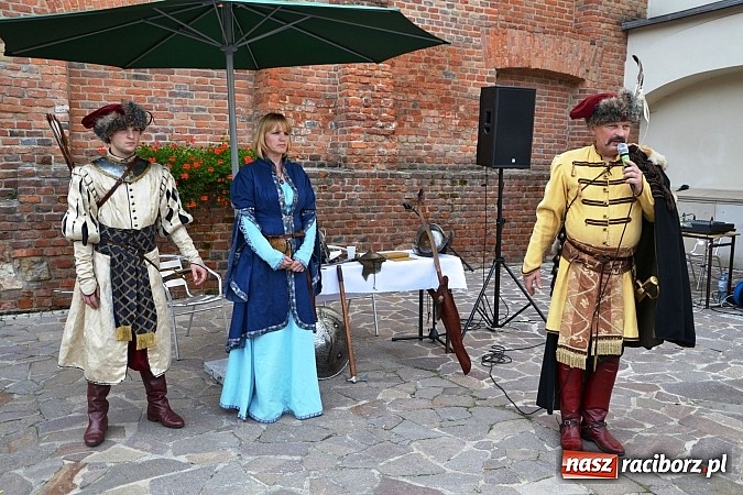 Zdjęcie w galerii na portalu naszraciborz.pl: Narodowe Czytanie na Zamku Piastowskim już za nami  wiadomości z regionu