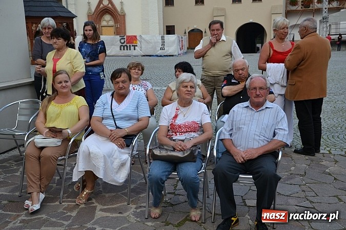 Zdjęcie w galerii na portalu naszraciborz.pl: Narodowe Czytanie na Zamku Piastowskim już za nami  wiadomości z regionu