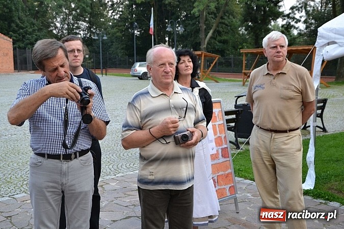 Zdjęcie w galerii na portalu naszraciborz.pl: Narodowe Czytanie na Zamku Piastowskim już za nami  wiadomości z regionu