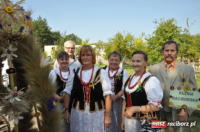 Zdjęcie w galerii na portalu naszraciborz.pl: Jankowice gospodarzem gminnych dożynek Kuźni Raciborskiej - fotorelacja wiadomości z regionu