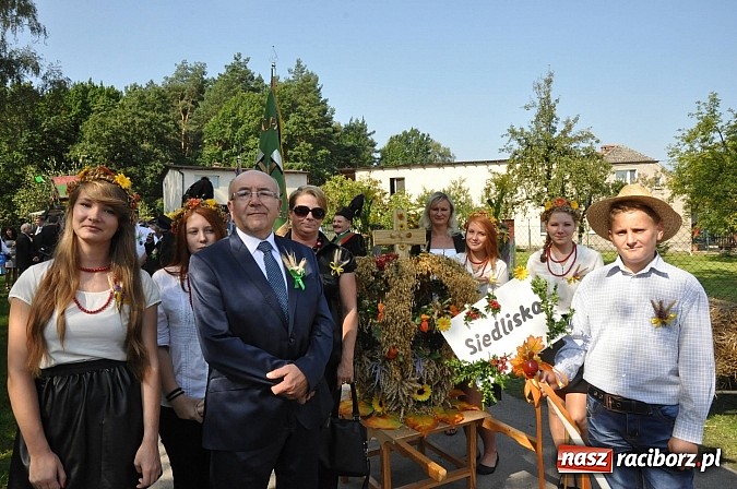 Zdjęcie w galerii na portalu naszraciborz.pl: Jankowice gospodarzem gminnych dożynek Kuźni Raciborskiej - fotorelacja wiadomości z regionu
