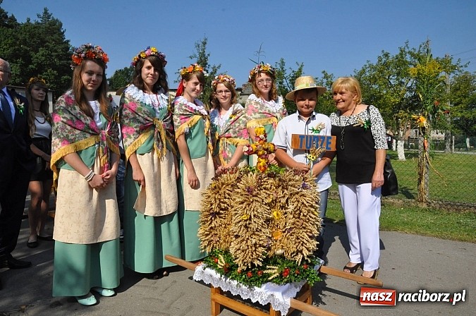 Zdjęcie w galerii na portalu naszraciborz.pl: Jankowice gospodarzem gminnych dożynek Kuźni Raciborskiej - fotorelacja wiadomości z regionu