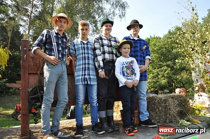 Zdjęcie w galerii na portalu naszraciborz.pl: Jankowice gospodarzem gminnych dożynek Kuźni Raciborskiej - fotorelacja wiadomości z regionu