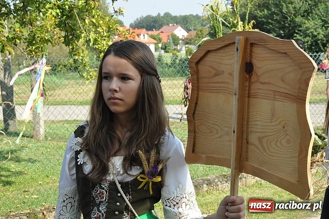 Zdjęcie w galerii na portalu naszraciborz.pl: Jankowice gospodarzem gminnych dożynek Kuźni Raciborskiej - fotorelacja wiadomości z regionu