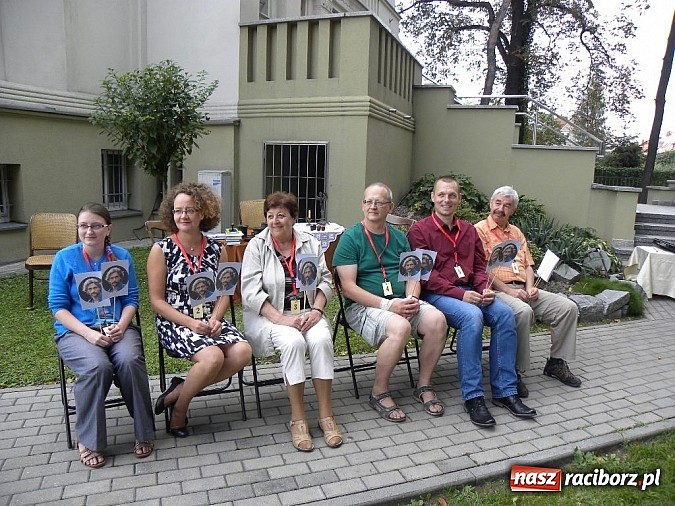 Zdjęcie w galerii na portalu naszraciborz.pl: Ociec, czytać? Czytać! czyli Narodowe Czytanie w Bibliotece!  wiadomości z regionu