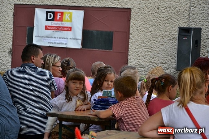 Zdjęcie w galerii na portalu naszraciborz.pl: Czy słońce czy deszcz w Bolesławiu jest Kartoffelfest wiadomości z regionu