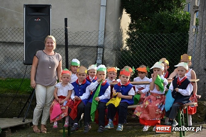 Zdjęcie w galerii na portalu naszraciborz.pl: Czy słońce czy deszcz w Bolesławiu jest Kartoffelfest wiadomości z regionu
