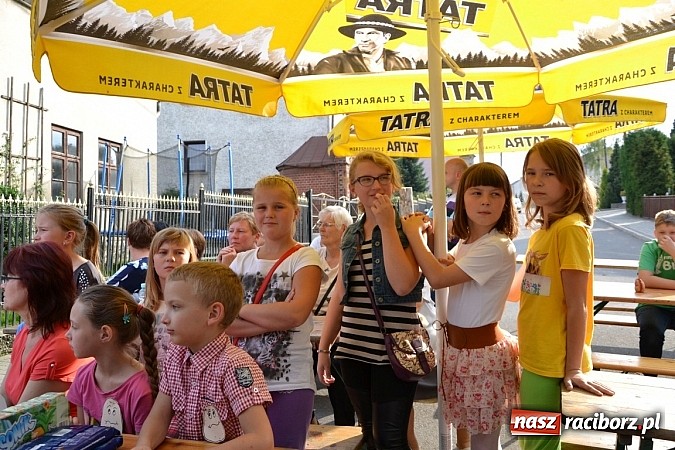 Zdjęcie w galerii na portalu naszraciborz.pl: Czy słońce czy deszcz w Bolesławiu jest Kartoffelfest wiadomości z regionu