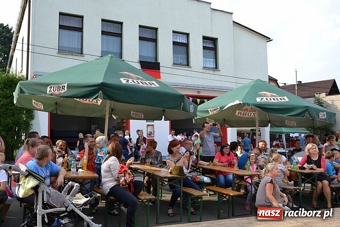 Zdjęcie w galerii na portalu naszraciborz.pl: Czy słońce czy deszcz w Bolesławiu jest Kartoffelfest wiadomości z regionu