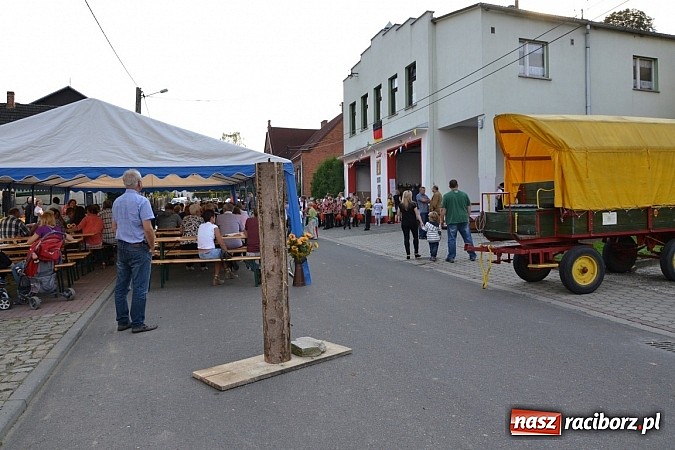 Zdjęcie w galerii na portalu naszraciborz.pl: Czy słońce czy deszcz w Bolesławiu jest Kartoffelfest wiadomości z regionu