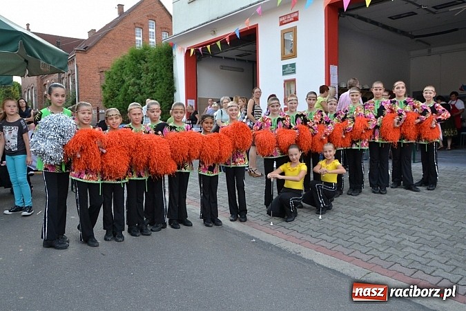 Zdjęcie w galerii na portalu naszraciborz.pl: Czy słońce czy deszcz w Bolesławiu jest Kartoffelfest wiadomości z regionu