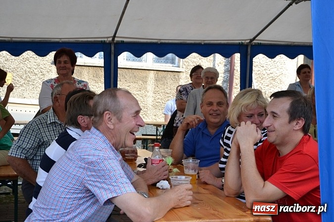 Zdjęcie w galerii na portalu naszraciborz.pl: Czy słońce czy deszcz w Bolesławiu jest Kartoffelfest wiadomości z regionu