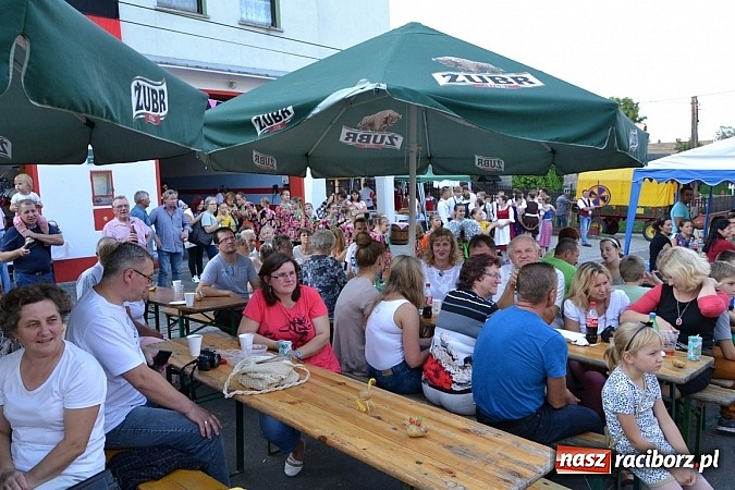 Zdjęcie w galerii na portalu naszraciborz.pl: Czy słońce czy deszcz w Bolesławiu jest Kartoffelfest wiadomości z regionu