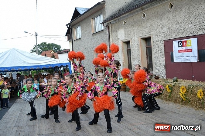 Zdjęcie w galerii na portalu naszraciborz.pl: Czy słońce czy deszcz w Bolesławiu jest Kartoffelfest wiadomości z regionu