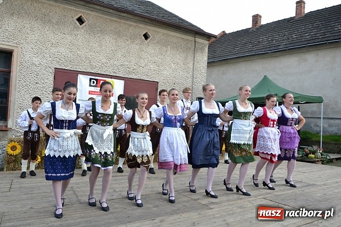 Zdjęcie w galerii na portalu naszraciborz.pl: Czy słońce czy deszcz w Bolesławiu jest Kartoffelfest wiadomości z regionu
