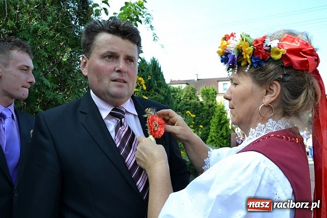 Zdjęcie w galerii na portalu naszraciborz.pl: Tworków pięknie ustrojony na dożynki wiadomości z regionu