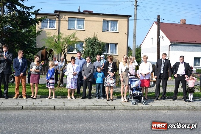 Zdjęcie w galerii na portalu naszraciborz.pl: Tworków pięknie ustrojony na dożynki wiadomości z regionu