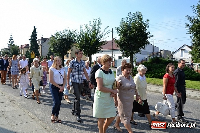 Zdjęcie w galerii na portalu naszraciborz.pl: Tworków pięknie ustrojony na dożynki wiadomości z regionu