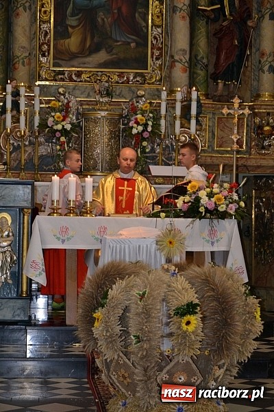 Zdjęcie w galerii na portalu naszraciborz.pl: Tworków pięknie ustrojony na dożynki wiadomości z regionu