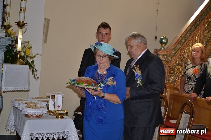 Zdjęcie w galerii na portalu naszraciborz.pl: Tworków pięknie ustrojony na dożynki wiadomości z regionu