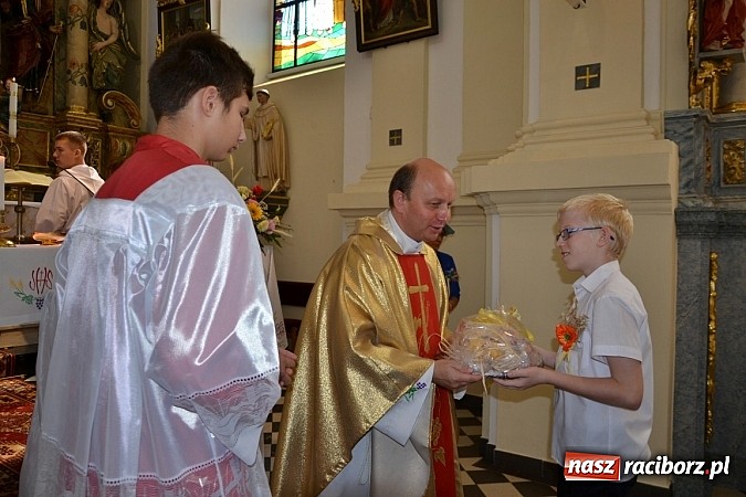 Zdjęcie w galerii na portalu naszraciborz.pl: Tworków pięknie ustrojony na dożynki wiadomości z regionu
