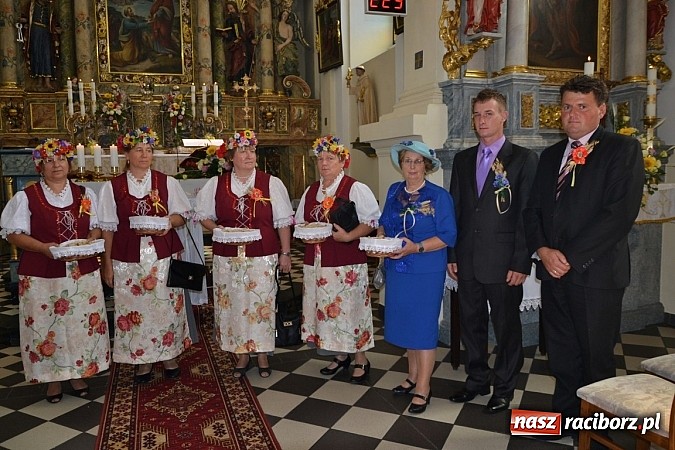 Zdjęcie w galerii na portalu naszraciborz.pl: Tworków pięknie ustrojony na dożynki wiadomości z regionu