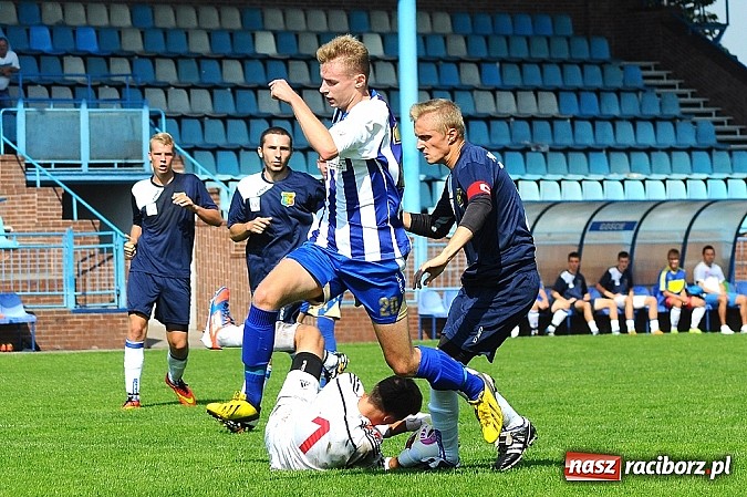 Zdjęcie w galerii na portalu naszraciborz.pl: Juniorzy Unii polegli z Odrą Wodzisław wiadomości z regionu
