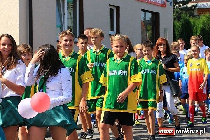 Zdjęcie w galerii na portalu naszraciborz.pl: Potężny korowód dożynkowy w Lubomi! Zobacz jak się bawią nasi sąsiedzi wiadomości z regionu