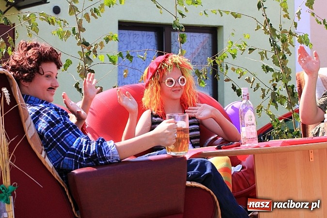 Zdjęcie w galerii na portalu naszraciborz.pl: Potężny korowód dożynkowy w Lubomi! Zobacz jak się bawią nasi sąsiedzi wiadomości z regionu