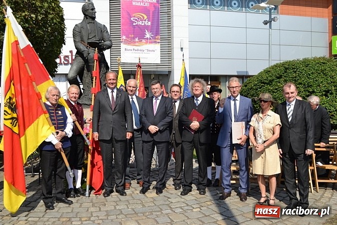 Zdjęcie w galerii na portalu naszraciborz.pl: Książę raciborski Wiktor V udzielił wywiadu specjalnie dla Naszego Raciborza!  wiadomości z regionu