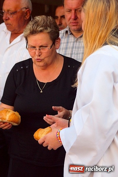 Zdjęcie w galerii na portalu naszraciborz.pl: Boże, z Twoich rąk żyjemy. Dożynki w Cyprzanowie wiadomości z regionu